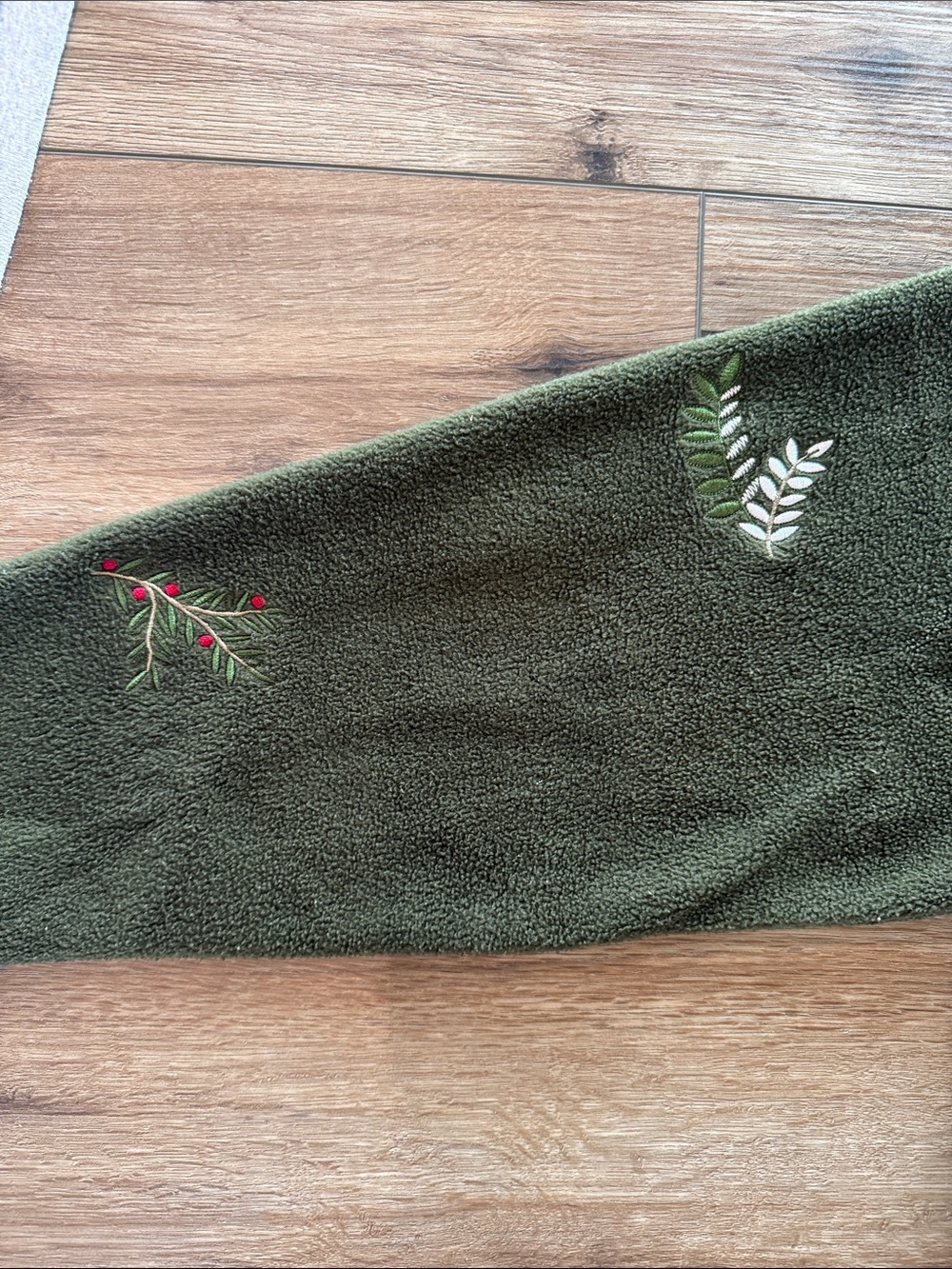 Embroidered Olive Green Women's Fleece Cardigan Sweater Fall Winter Christmas - Picture 3 of 9